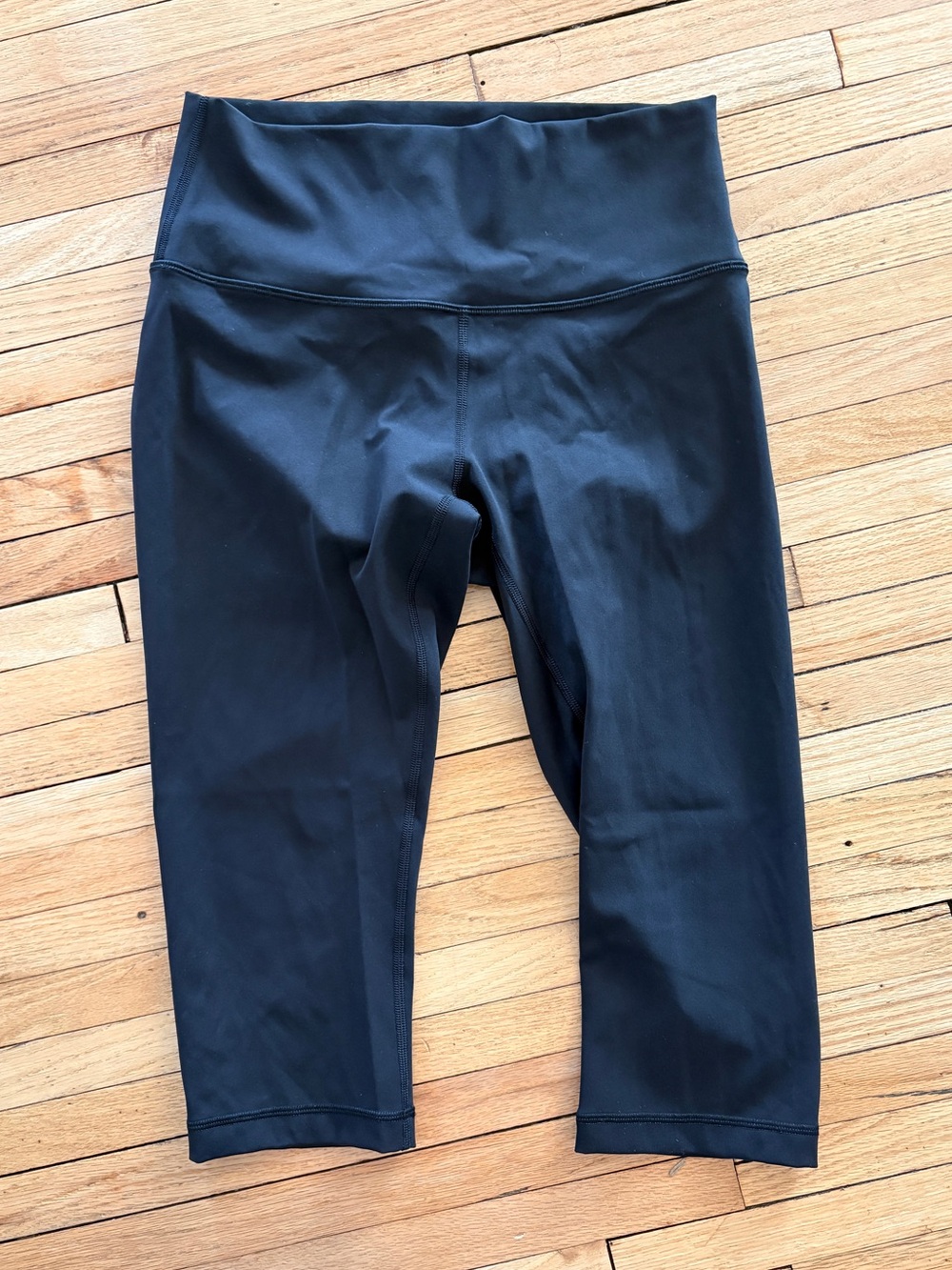 Lululemon black Active Capri Leggings
